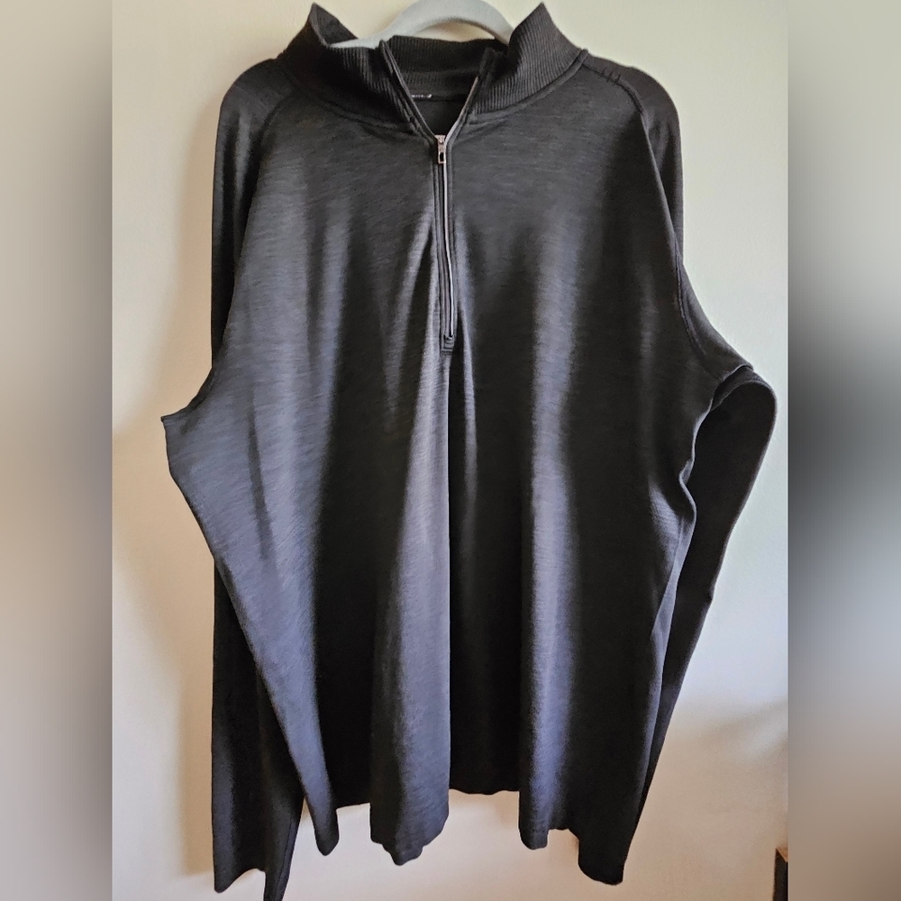 MEN'S lululemon sweatshirt